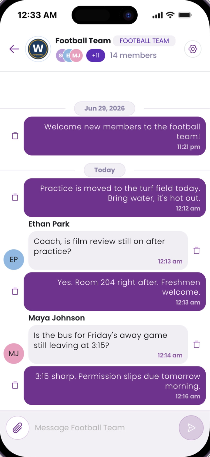 Group chat between a leader and members on a phone